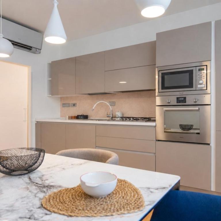 EasyTopStay - Colosseum Cosy Apartments - Appartamento Familiare con 2 Camere da Letto - 3