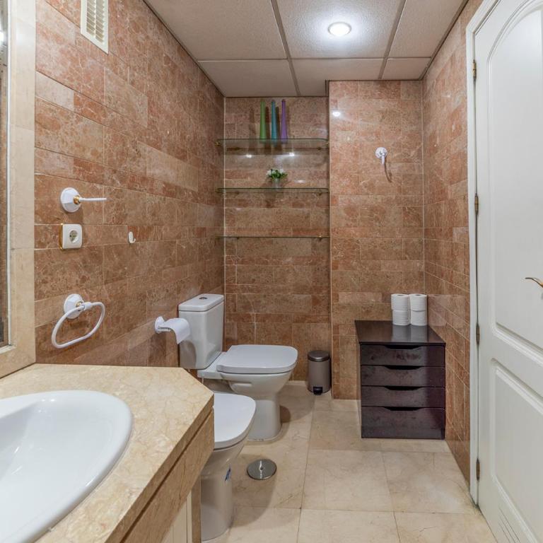 Home2Book Sevilla Terrace & Pool Apt - Apartamento de 1 dormitorio - 13