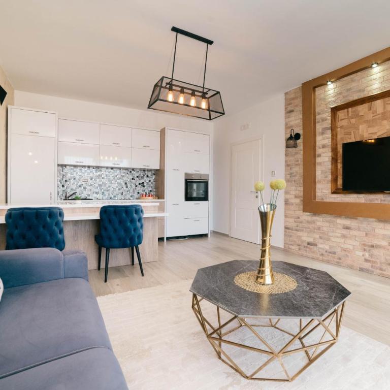 Hotel Platino Prestige - Deluks Apartman sa 1 Spavaćom Sobom i Pogledom na Grad - 28