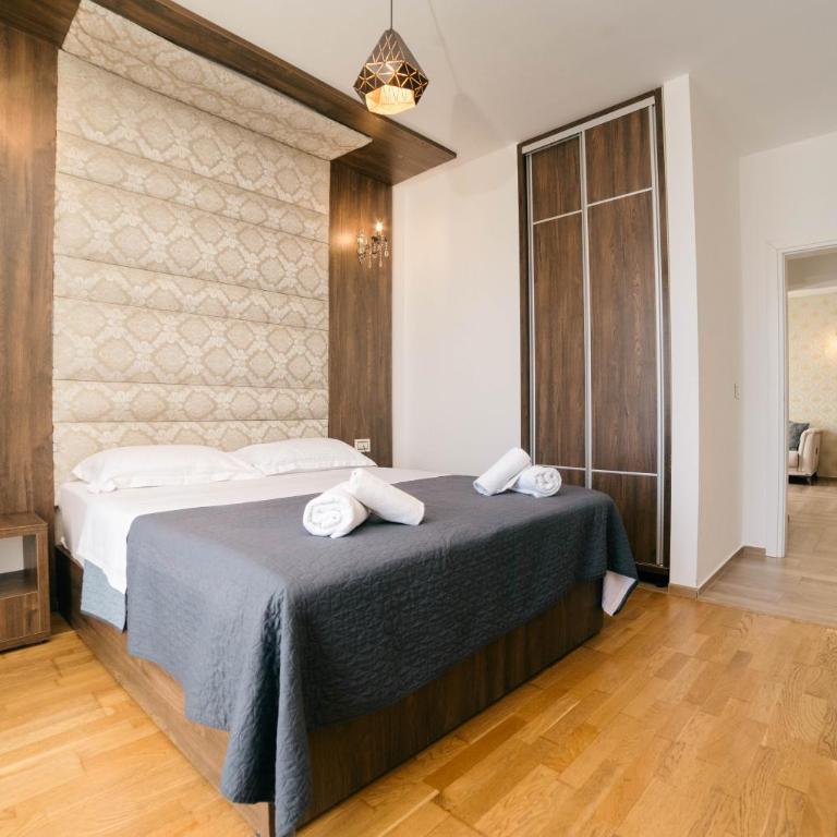 Hotel Platino Prestige - Deluks Apartman sa 1 Spavaćom Sobom i Pogledom na Grad - 29