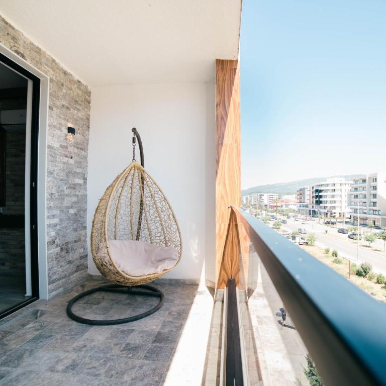 Hotel Platino Prestige - Deluks Apartman sa 1 Spavaćom Sobom i Pogledom na Grad - 34