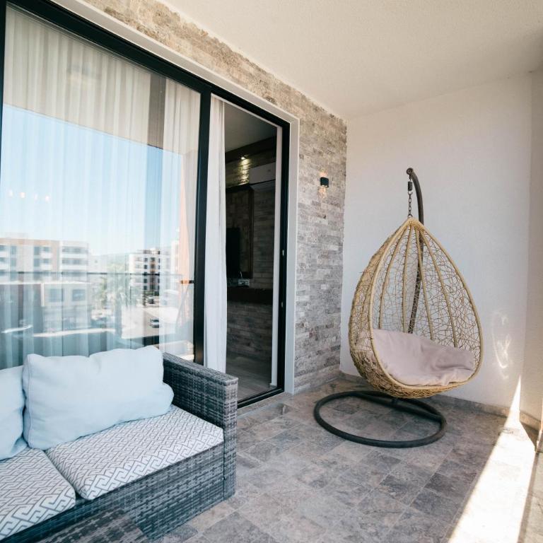 Hotel Platino Prestige - Deluks Apartman sa 1 Spavaćom Sobom i Pogledom na Grad - 32