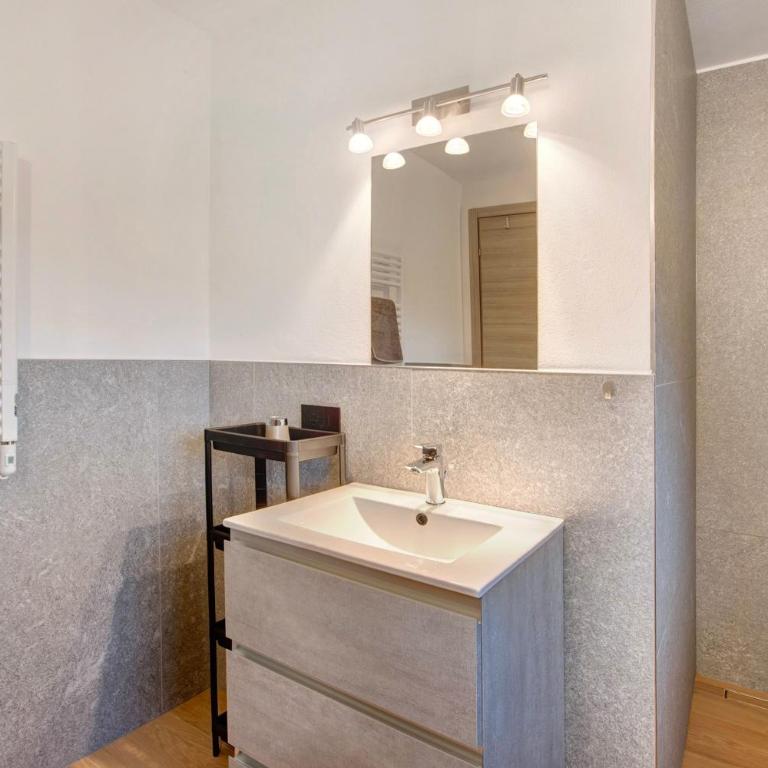 Palipert Flowers House - Appartamento con 1 Camera da Letto e Vista Giardino - 17
