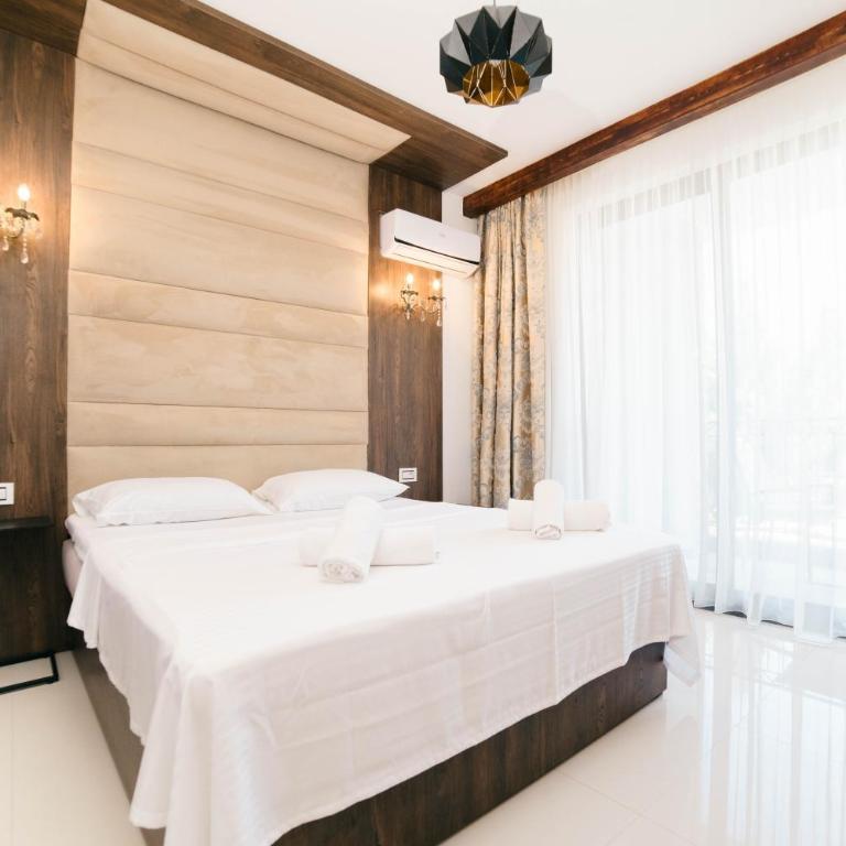 Hotel Platino Prestige - Deluks Apartman sa 1 Spavaćom Sobom i Pogledom na Grad - 43