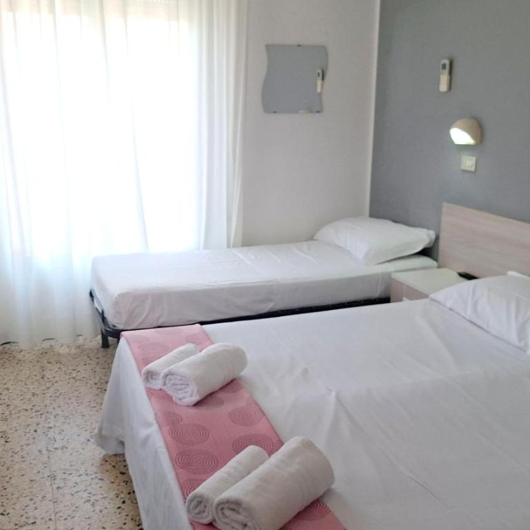 Hotel Astoria - Camera Familiare - 6
