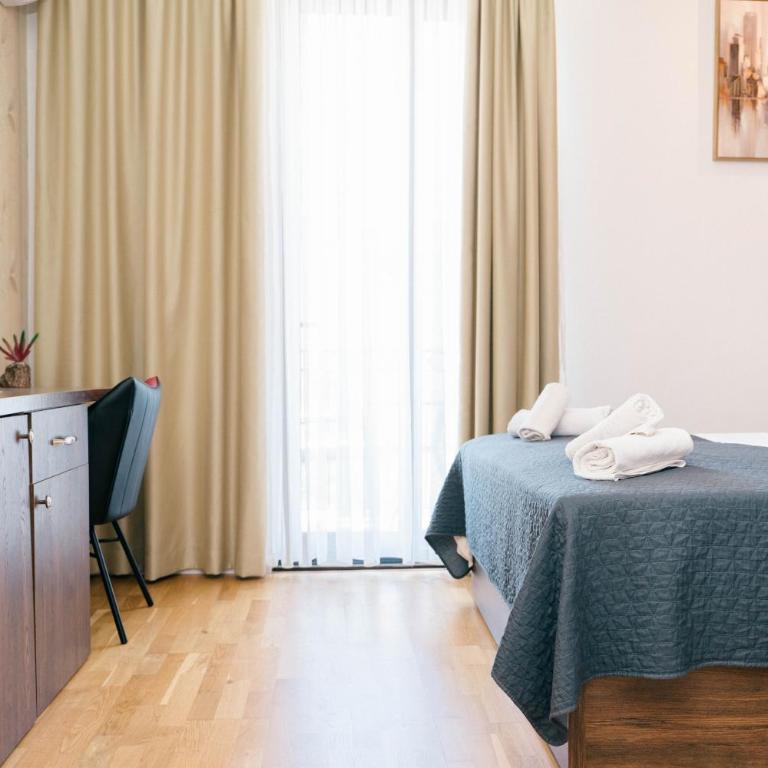 Hotel Platino Prestige - Deluks Porodični Apartman Tipa "Suite" - 3
