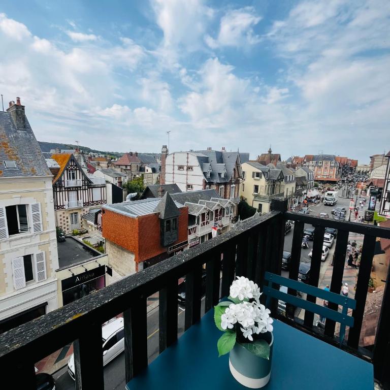 Le Duc - Centre ville Parking Deauville - Appartement 2 Chambres - 4