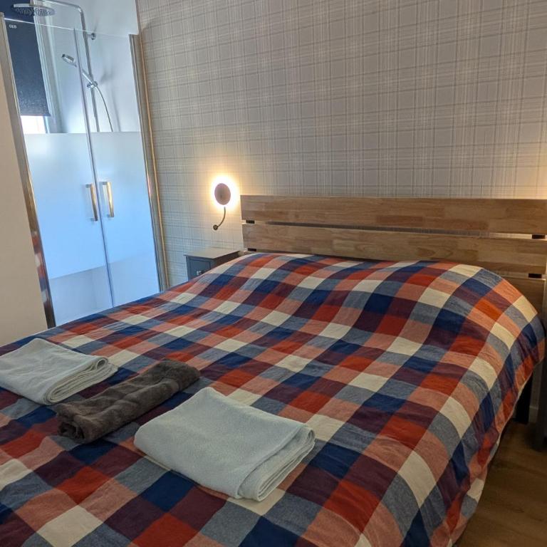 MAISON GERMÈS - CENTRAL & STANDING - Appartements traversants - Lits 180 King Size - Linge de lit et de toilette inclus - Parking privé - Espace Télétravail - Appartement - Rez-de-Chaussée - 49