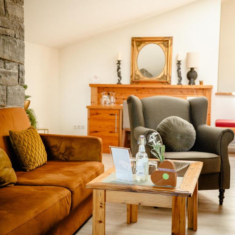 Landhotel Gockelwirt - Suite mit Bergblick - 2