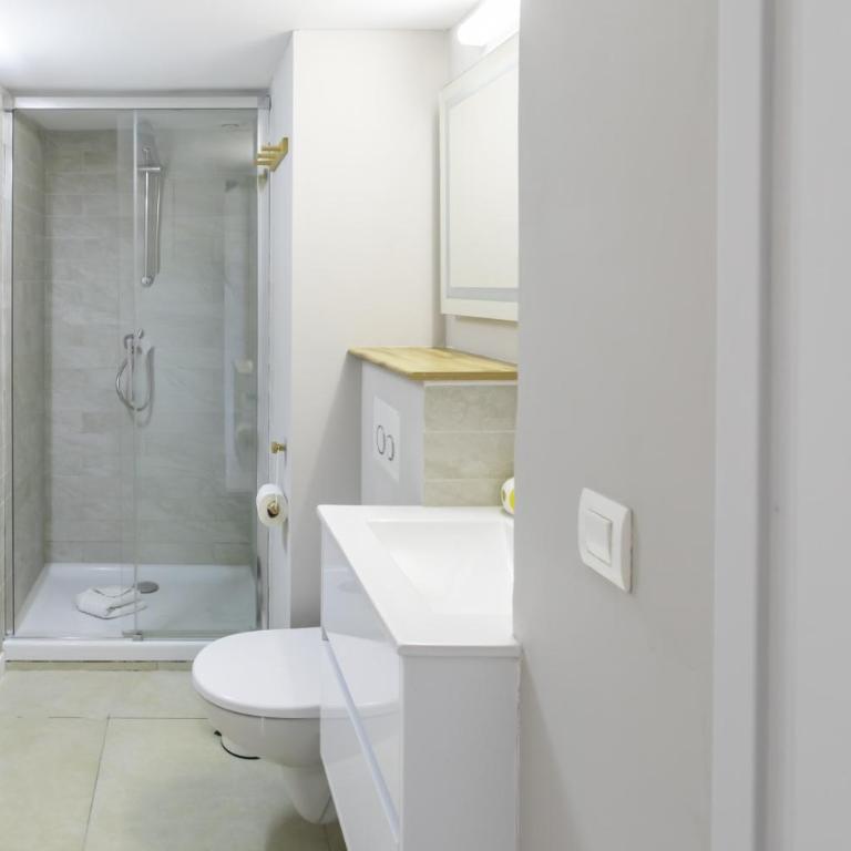 A9 Staywizus-3P Vieil Antibes 5 min Mer-AC-WIFI - Apartment - 5