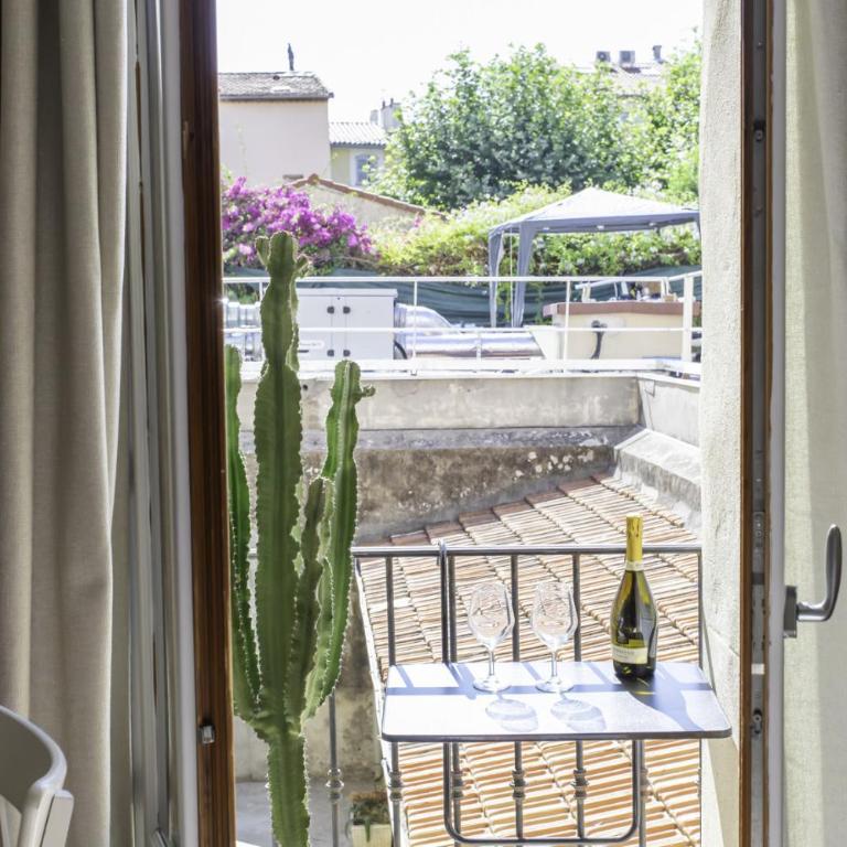 A9 Staywizus-3P Vieil Antibes 5 min Mer-AC-WIFI - Apartment - 24