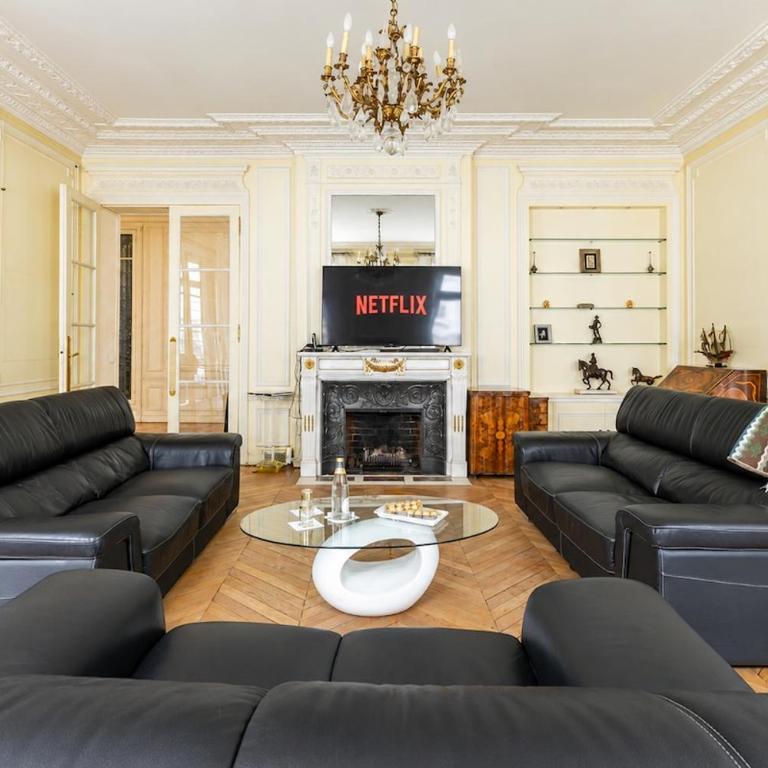 Beautiful 300 m - Apartment - 1