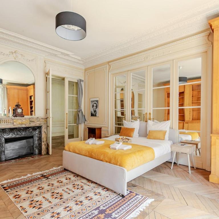 Beautiful 300 m - Apartment - 44