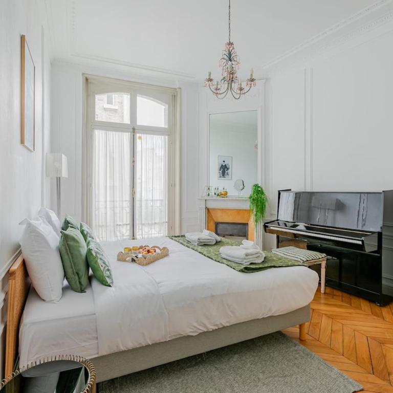 Beautiful 300 m - Apartment - 50