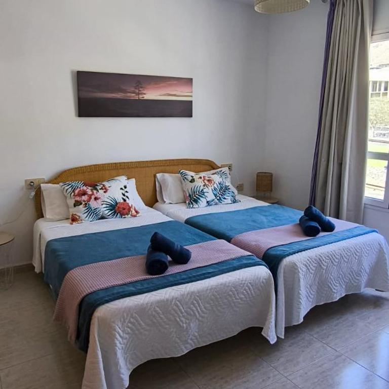 Acogedoras Habitaciones Privadas zona Costera Wifi - Camera Matrimoniale con Bagno in Comune - 1