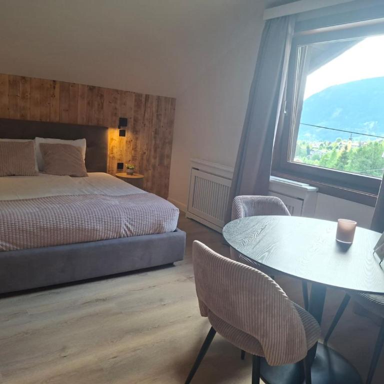 Gästehaus Kaiserblick - Economy Dreibettzimmer - 1