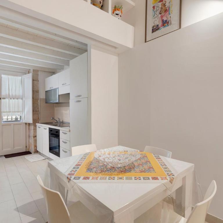 Charming House Ortigia - Appartamento con doccia - 19