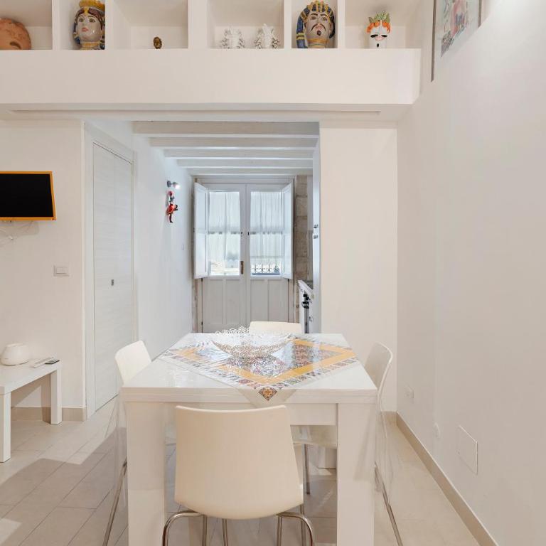 Charming House Ortigia - Appartamento con doccia - 20