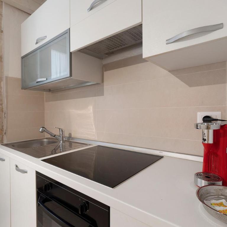 Charming House Ortigia - Appartamento con doccia - 6