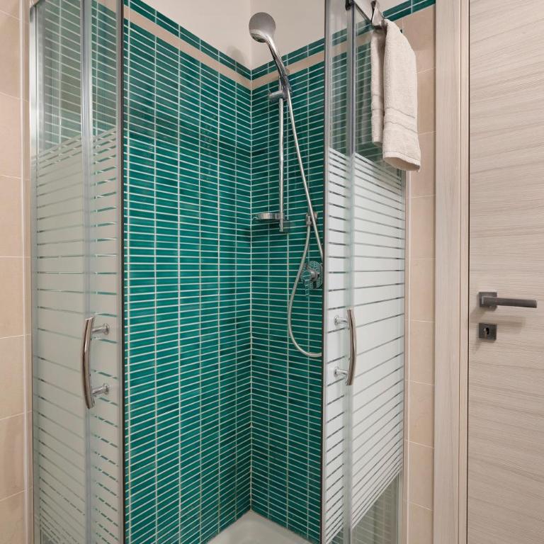 Charming House Ortigia - Appartamento con doccia - 17
