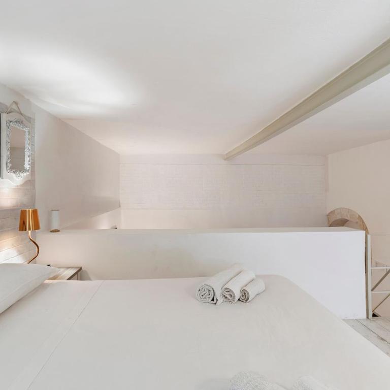 Charming House Ortigia - Appartamento con doccia - 14