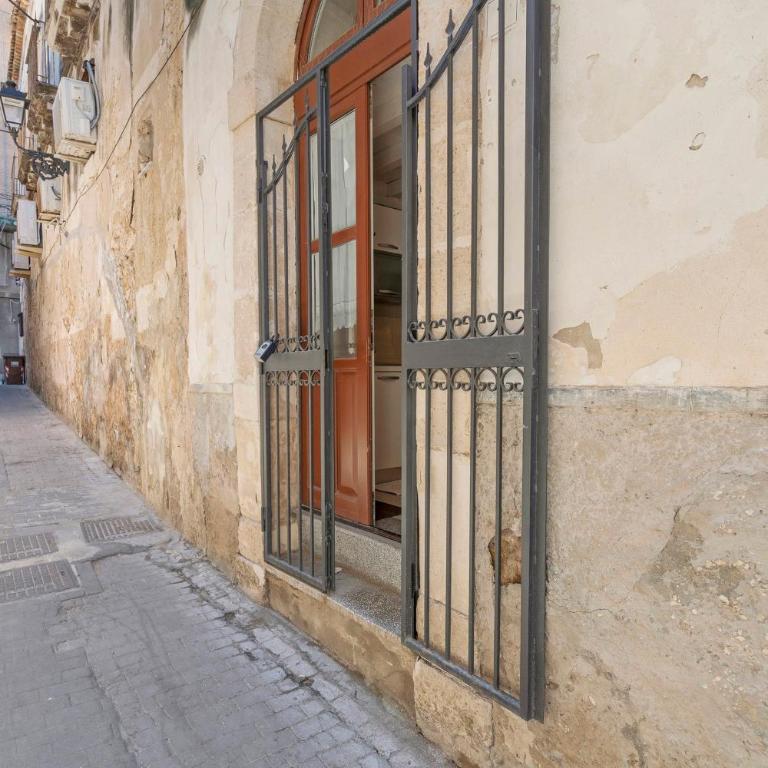Charming House Ortigia - Appartamento con doccia - 22