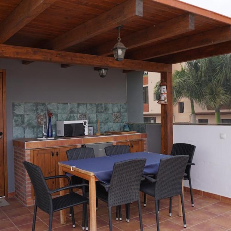 Apartment with an outdoor kitchen - One-Bedroom Apartment - 8