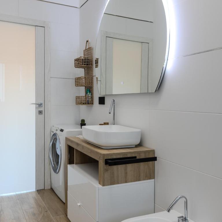 Allason Premium Skyline - One-Bedroom Apartment - 10