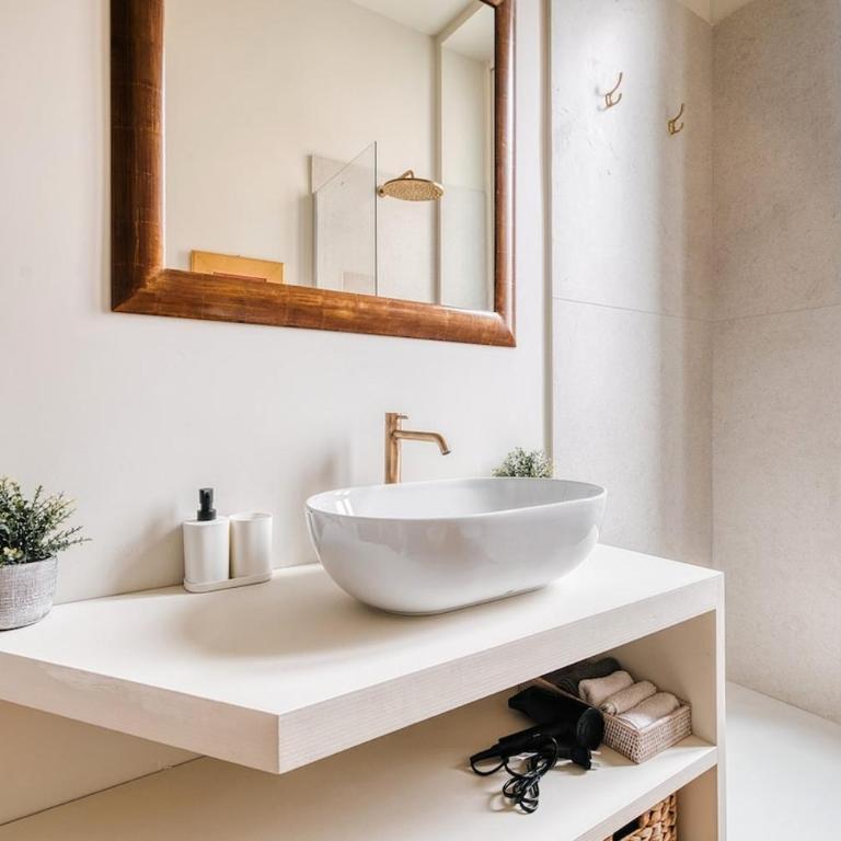 Sunny Trevi Apartment - Appartamento Familiare con 2 Camere da Letto - 10