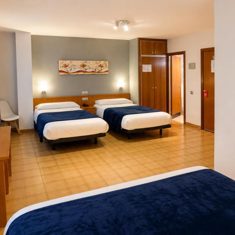 Hotel Casado - Habitación Familiar - 3