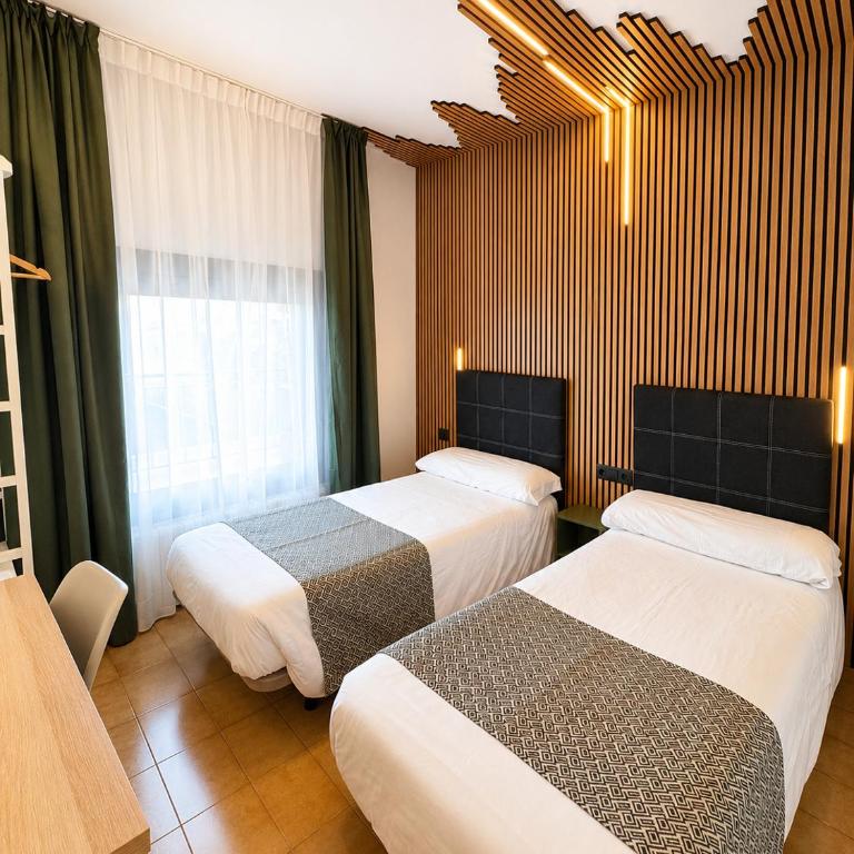 Hotel Casado - Habitación Familiar Grande - 6
