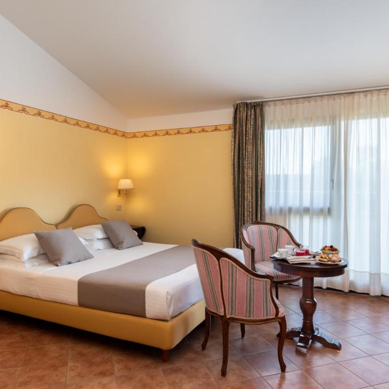 Hotel San Gregorio - Camera Matrimoniale/Doppia con Letti Singoli - 1