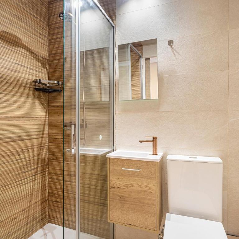 Premium Sea View Apartment, WIFI, Parking - Apartamento - 5