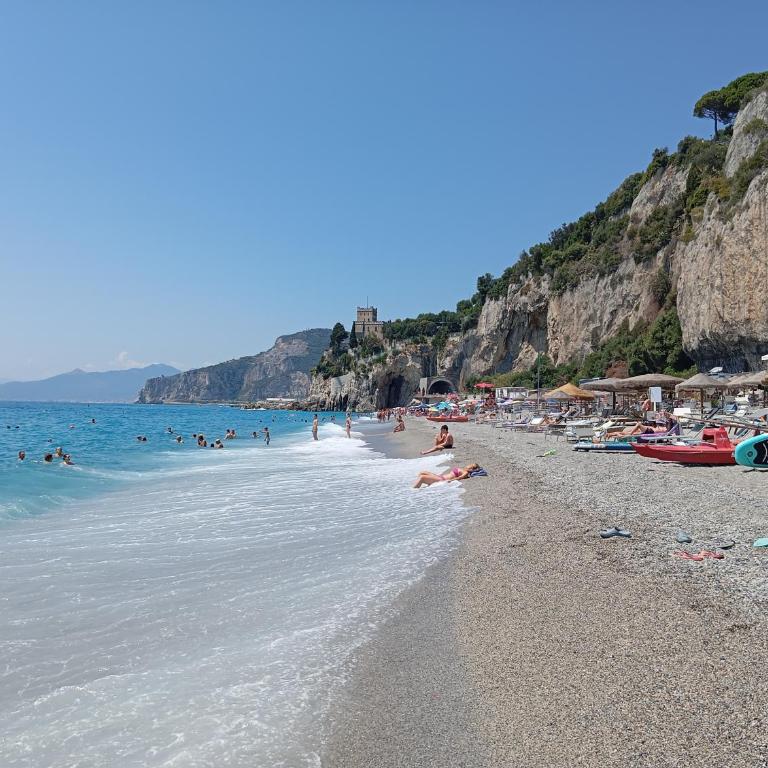 Orizzonte Blu Giardino sul Mare Finale Ligure - One-Bedroom Apartment - 27