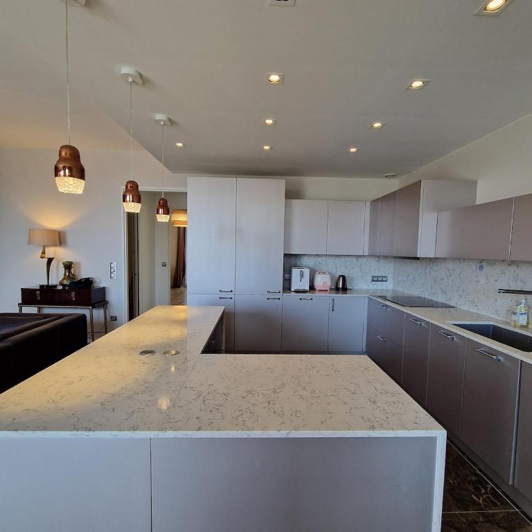Seine View 117 m Luxury & Balcony - Appartement 3 Chambres - 5
