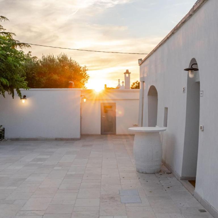 Pavì Trulli e Suites - Camera Familiare con Vista Giardino - 46