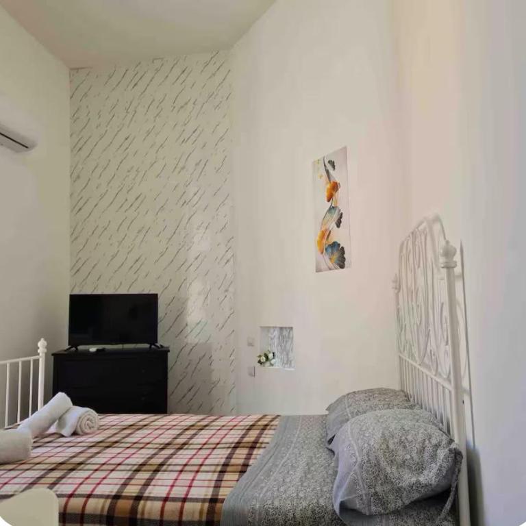 Santa House - Camera Matrimoniale con Letto Supplementare - 5