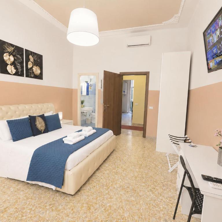 Sweet Life Guesthouse Hospety Group - Camera Tripla con Bagno - 8