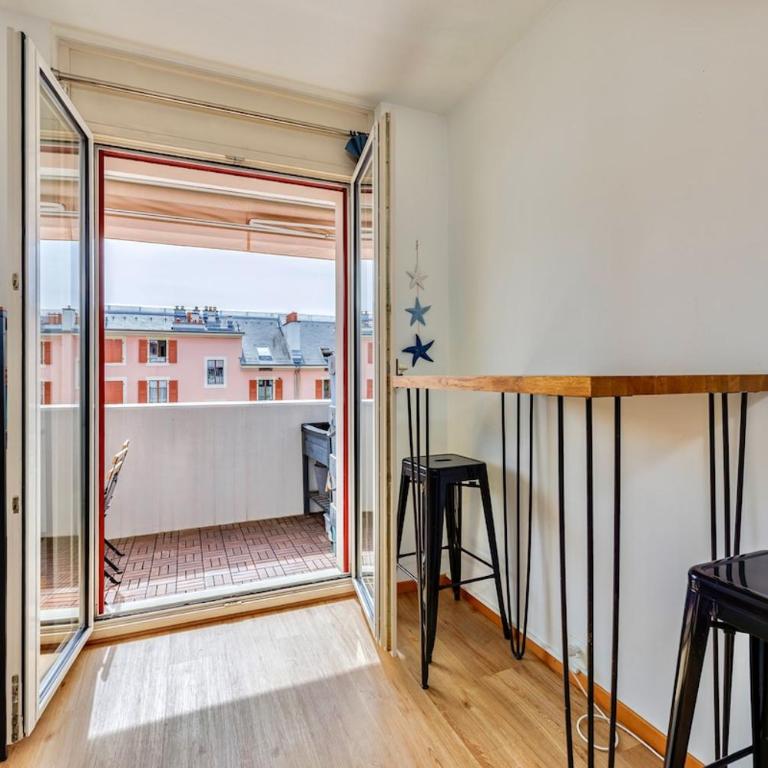 Large Terrace, 2-Bedroom Apartment in Geneva - Appartement 2 Chambres - 24