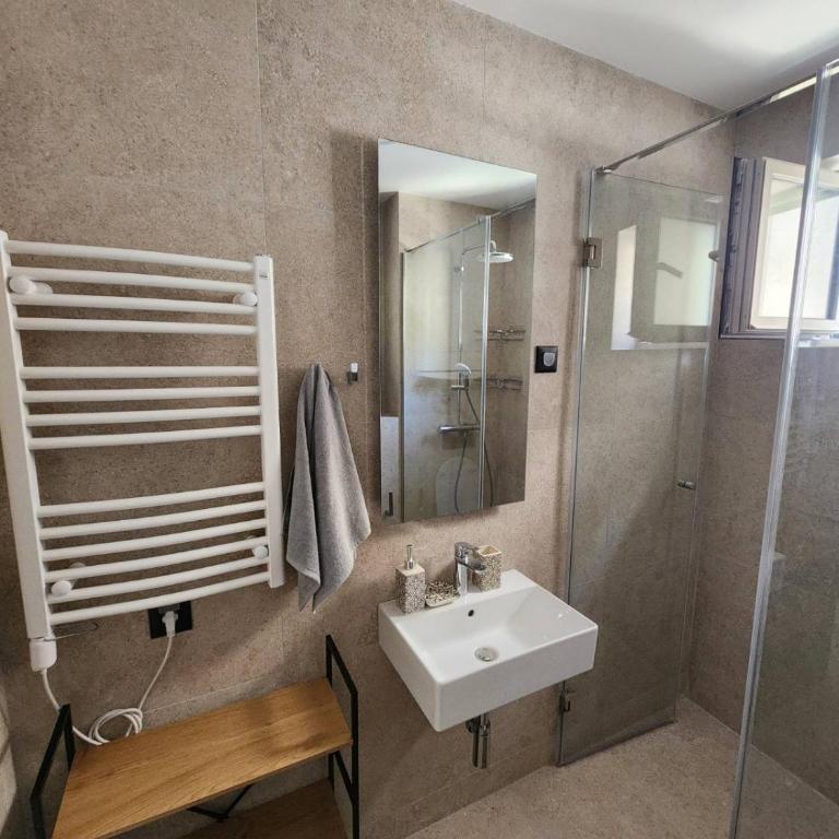 Apartman Bloom 6 - One-Bedroom Apartment - 13