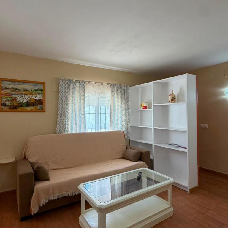 MIS NIÑAS - Two-Bedroom Apartment - 17