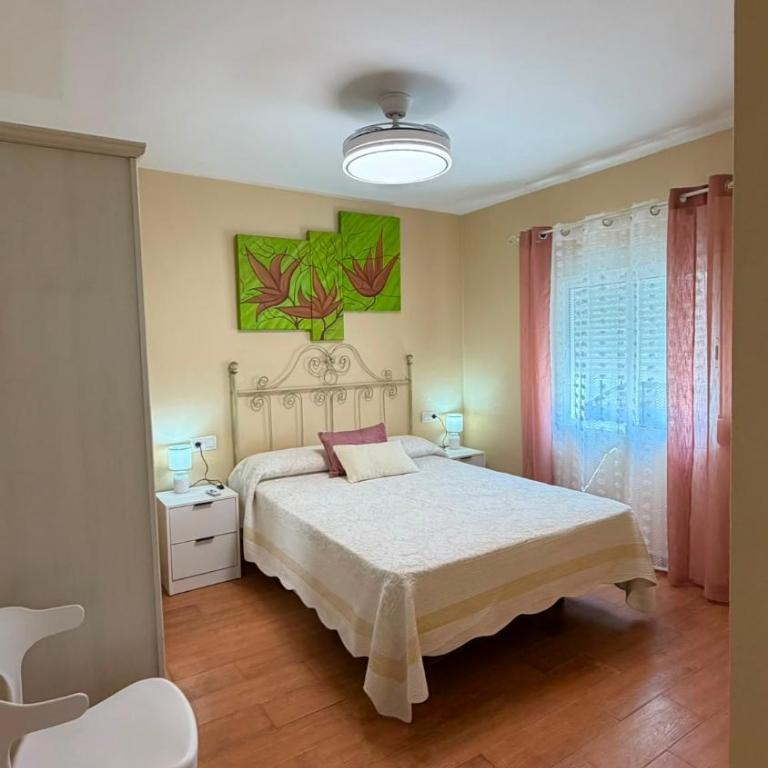 MIS NIÑAS - Two-Bedroom Apartment - 1