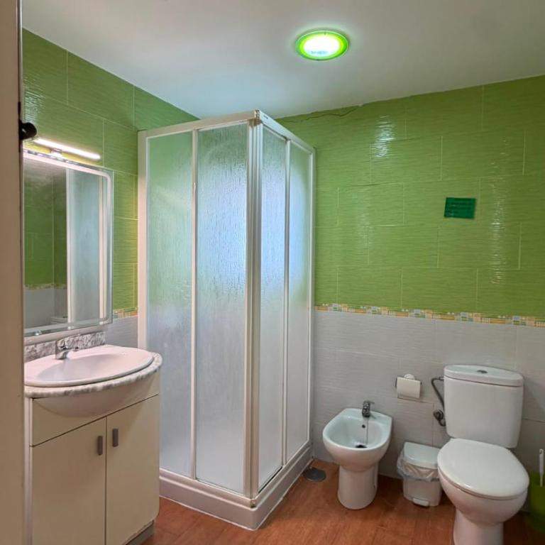 MIS NIÑAS - Two-Bedroom Apartment - 10