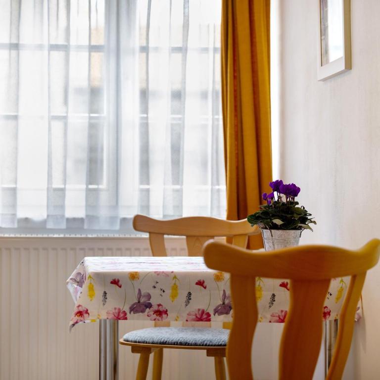 Appartementhaus Fischer - Apartment mit Dusche - 11