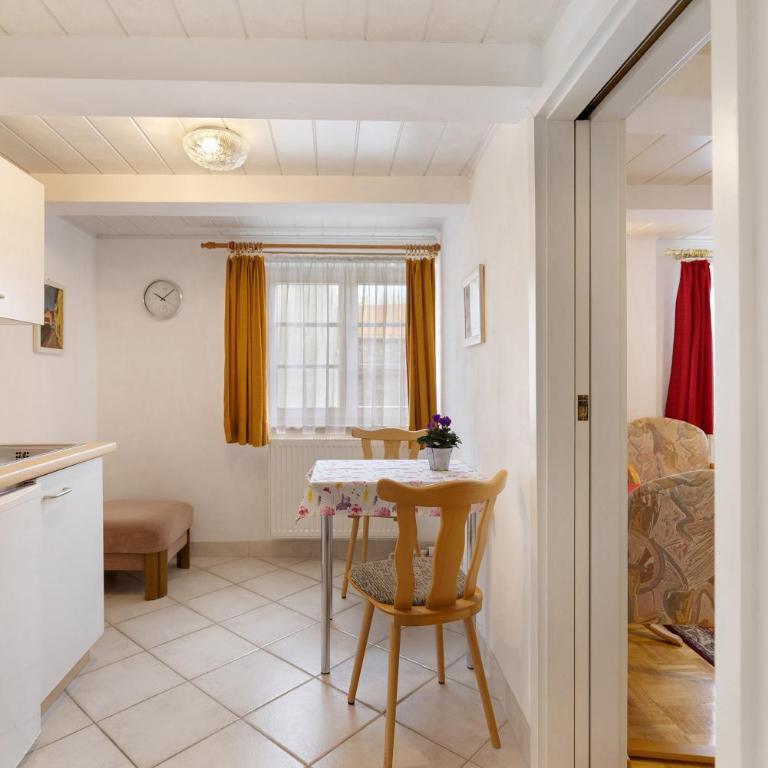 Appartementhaus Fischer - Apartment mit Dusche - 5
