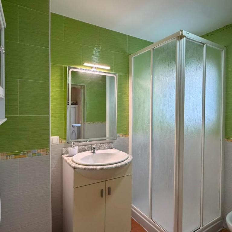 MIS NIÑAS - Two-Bedroom Apartment - 5