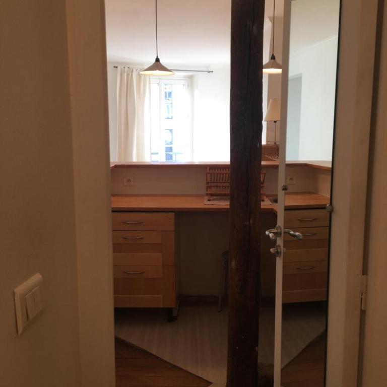Charmant 2 pièces - Apartamento de 1 dormitorio - 2