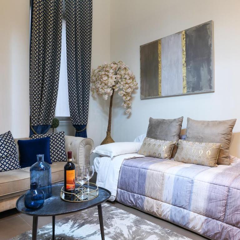 Imperiale Suites San Carlo - Appartamento Superior con 1 Camera da Letto e Balcone - 3