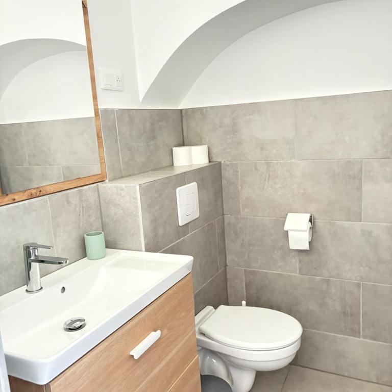 Domaine Du Castellas - Chambre Double avec Salle de Bains Privative - 4