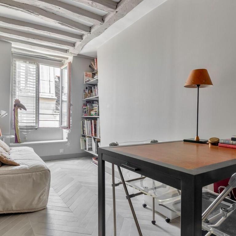 Duplex Marais - 2 Chambres, 5 Lignes Métro - Appartement - 2